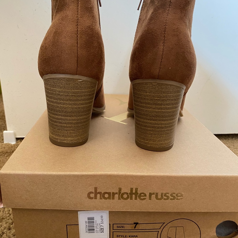 ✨New✨ Tan Booties